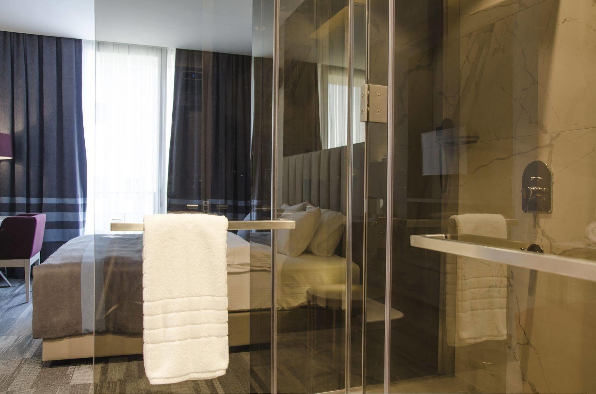 Vista Boutique Hotel Мезитли Экстерьер фото