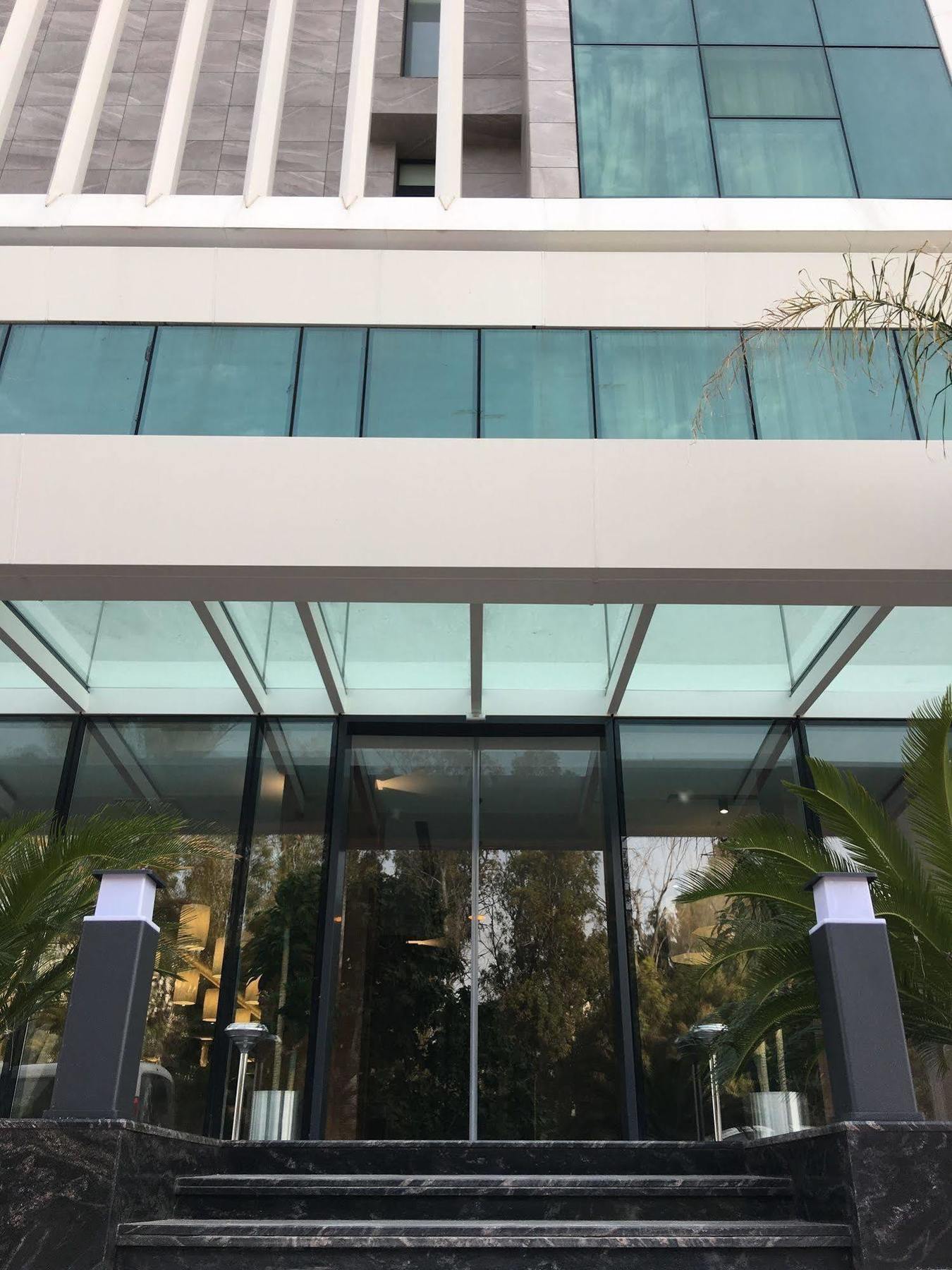 Vista Boutique Hotel Мезитли Экстерьер фото